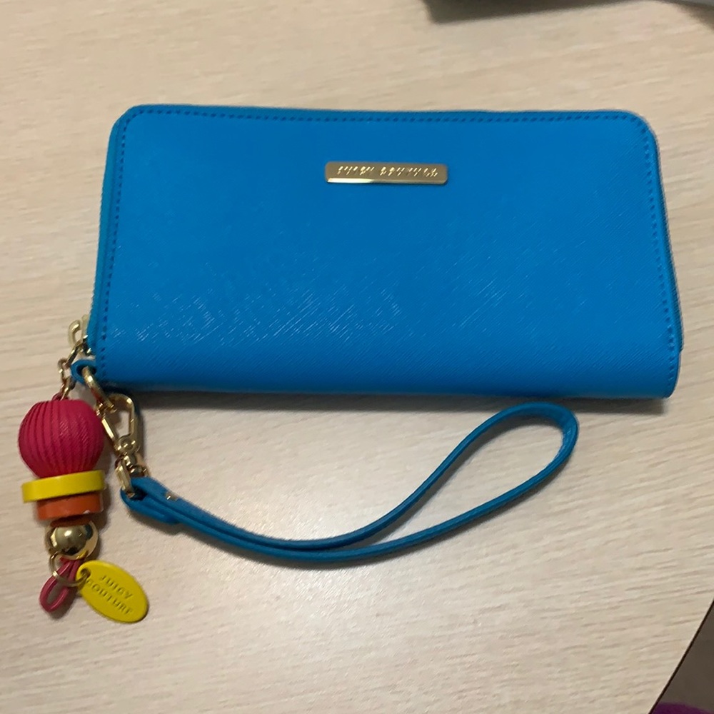 Juicy Couture (10)